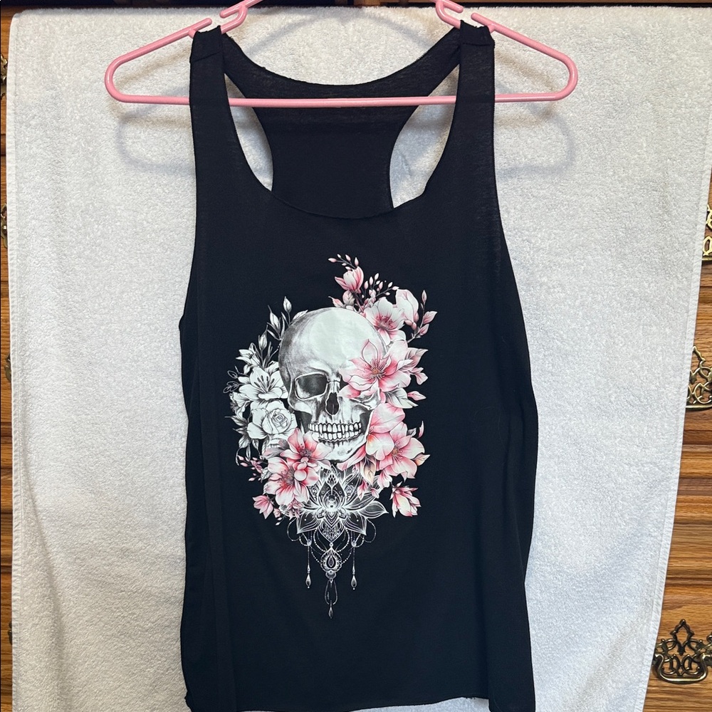SHEIN Black Floral Skull Tank Top